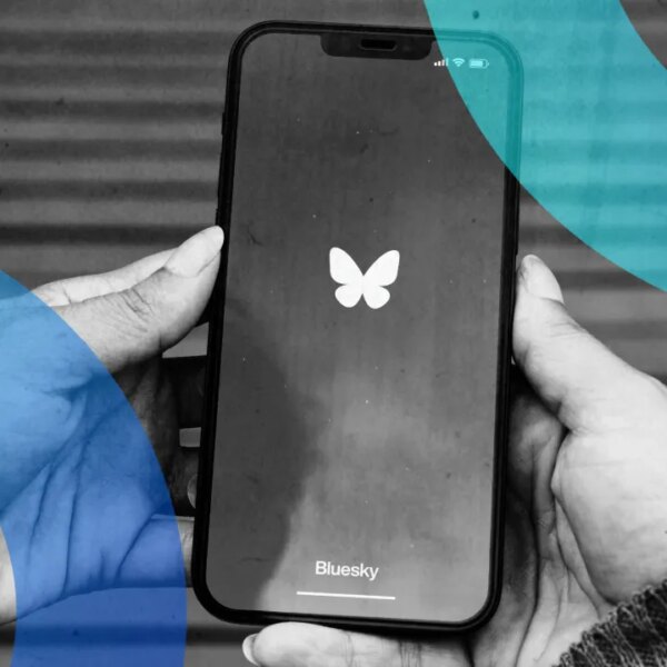 Користувачі Bluesky масово блокують ШІ-інструмент Attie: чи загрожує це безпеці?