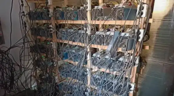 Інженера звинуватили у майнінгу криптовалют за рахунок заводу: деталей справи 3