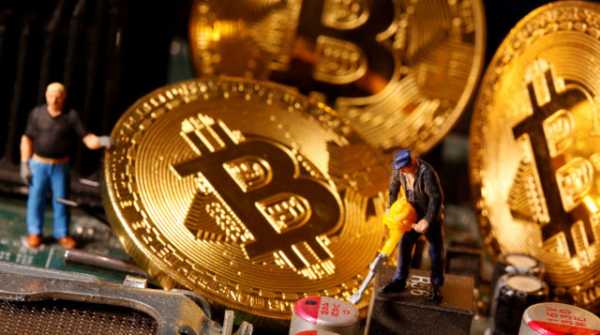 В Росії викриватимуть нелегальних майнерів у квартирах 3