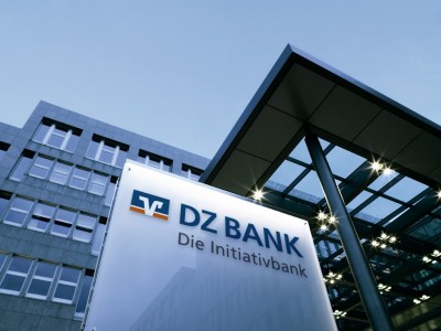 Клиенты DZ Bank смогут инвестировать в криптовалюту