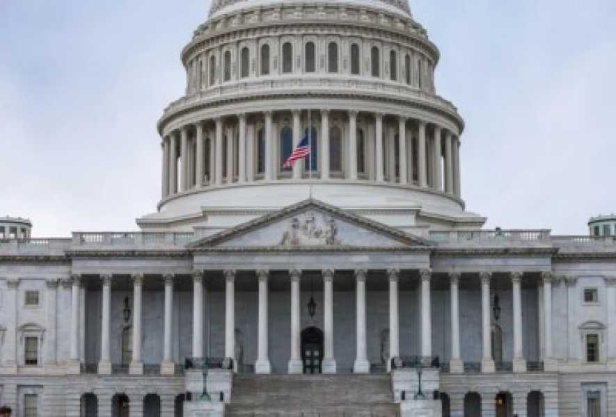 Сенат США готує слухання з ринку після схвалення закону про…