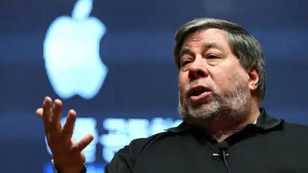 Співзасновник Apple Стів Возняк: Я ніколи не роздаю біткоїни безкоштовно…