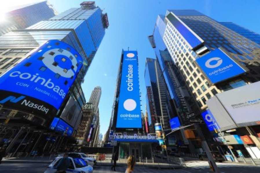 Coinbase відмовилася від стратегії Сейлора, зробивши інший хід