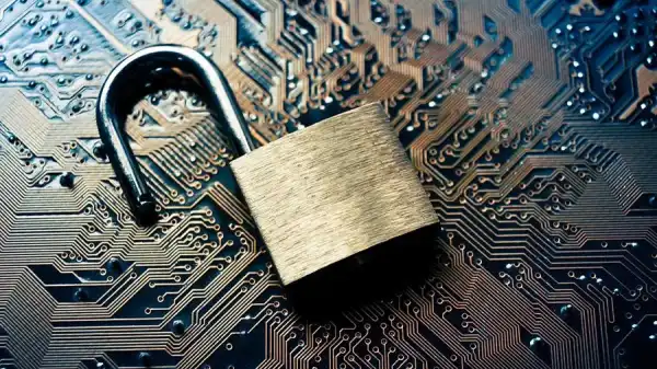 Базу даних частини клієнтів криптобіржі FTX злили у мережу –…