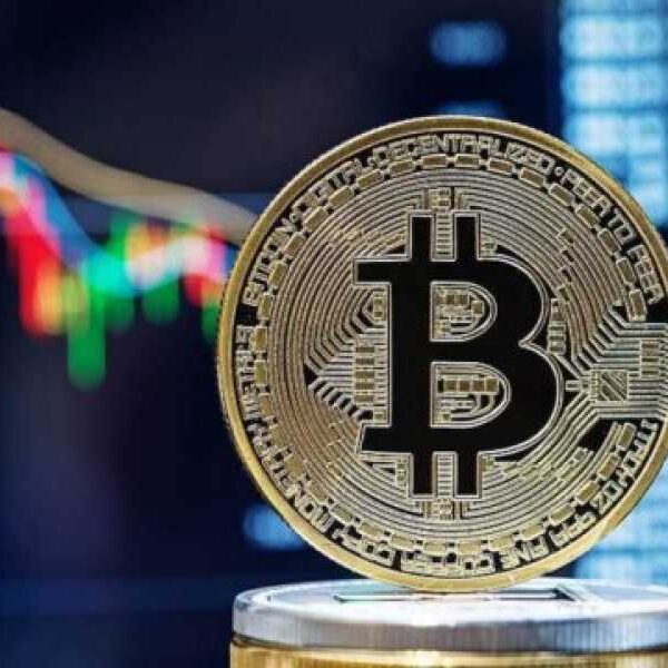 У Standard Chartered розповіли, чому BTC підніметься до $500 тис.